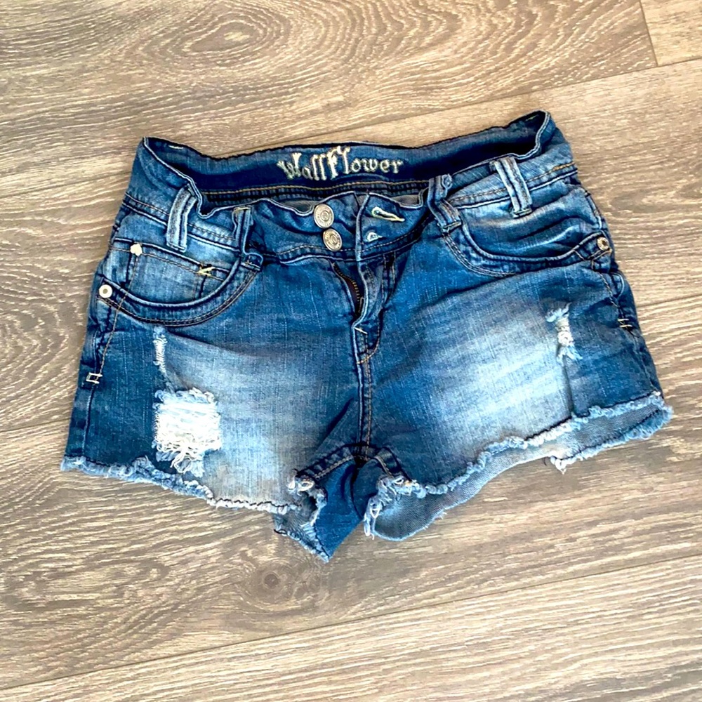 WallFlower Jean shorts